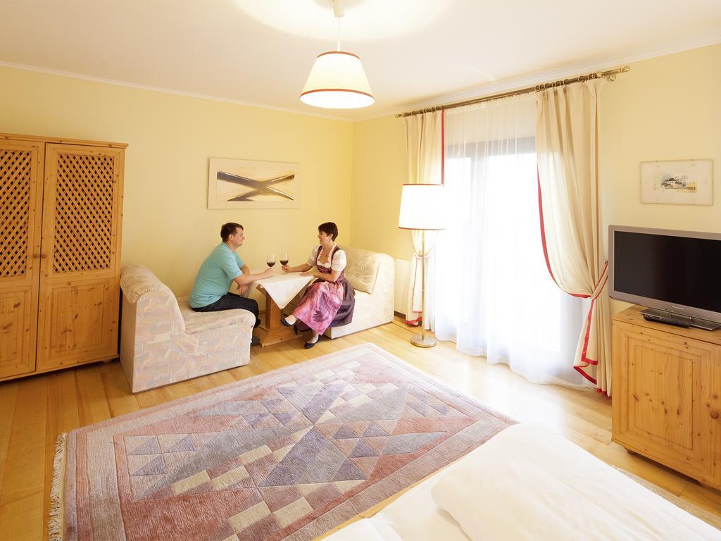 Gasthof Zur Traube Grein Oda fotoğraf